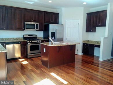 3812 Fish Pond Ln, Glen Allen, VA 23060 - photo 6