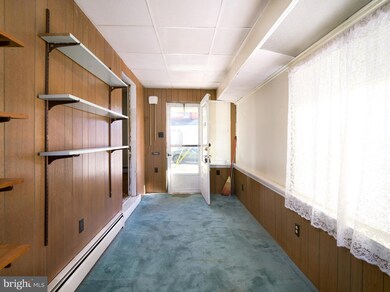 201 Mary St, Downingtown, PA 19335 - photo 3