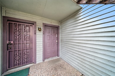 9350 Country Creek Dr unit 18, Houston, TX 77036 - photo 5