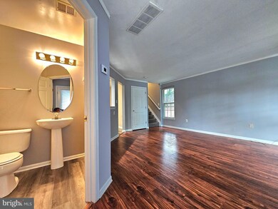 8314 Green Heron Way unit 54, Lorton, VA 22079 - photo 6