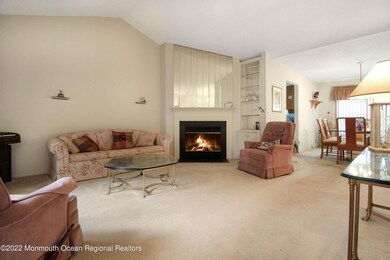4 Living Room