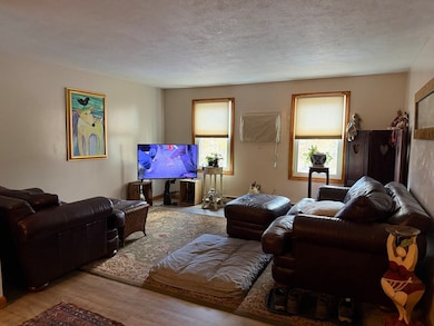 325 Ashland Ave unit 10, Southbridge, MA 01550 - photo 2