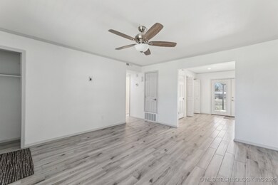 13838 S Elm Ave, Glenpool, OK 74033 - photo 5