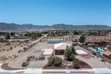 View of Property from Horseshoe Driveway.