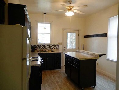 Kitchen. Updated kitchen with movable island and g