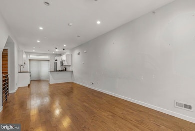 1341 S 20th St unit A, Philadelphia, PA 19146 - photo 3