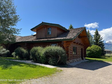 Exterior 5