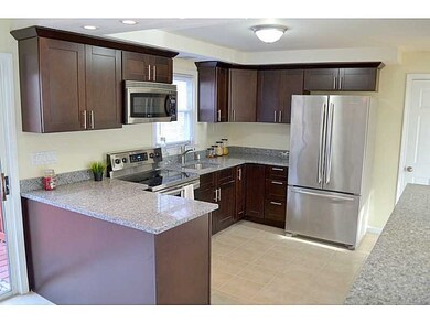 47 Pawtuxet Ave, Warwick, RI 02888 - photo 6