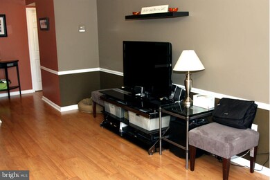 3111 Buccaneer Ct unit 201, Fairfax, VA 22031 - photo 4