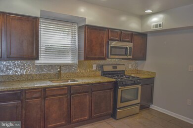 4301 Fairfax Rd, Baltimore, MD 21216 - photo 6