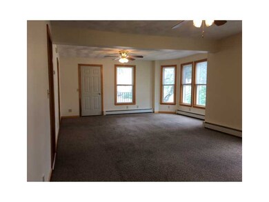 426 Grove St unit 1, Woonsocket, RI 02895 - photo 3