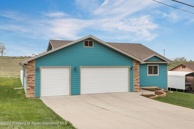 940 E 9th St, Craig, CO 81625 - photo 4