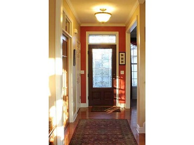 Entry/Foyer.