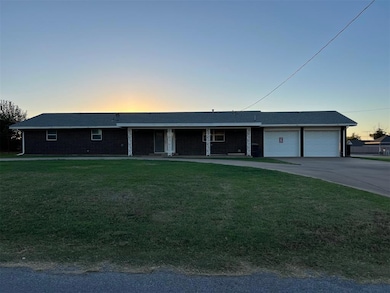 409 S Bruce St, Carnegie, OK 73015 - photo 6