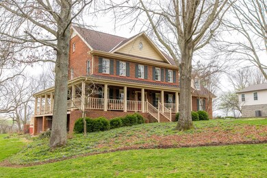200 Farmbrook Cir, Frankfort, KY 40601 - photo 2