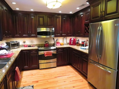 1670 West St, Stoughton, MA 02072 - photo 4