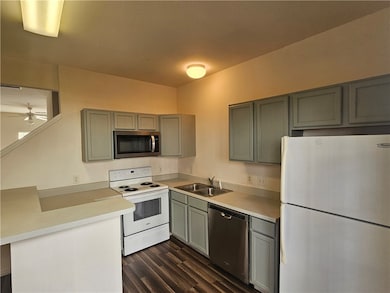 128 University Village Dr unit C, Central, SC 29630 - photo 6