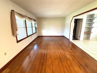 106 Shelly Dr, McComb, MS 39648 - photo 3