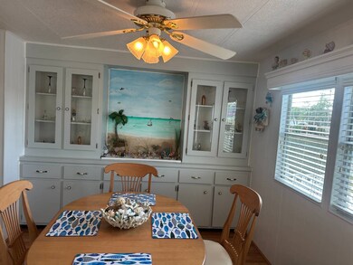 434 Zacapa Ave, Venice, FL 34285 - photo 5