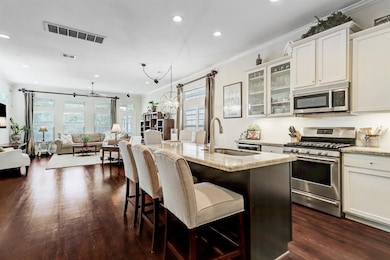 5805 Larkin St, Houston, TX 77007 - photo 5