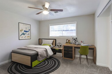 8219 Coastway Ln, Houston, TX 77075 - photo 5