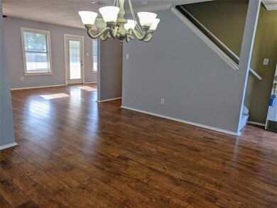 8104 Winding Stream Ln, Denton, TX 76210 - photo 3