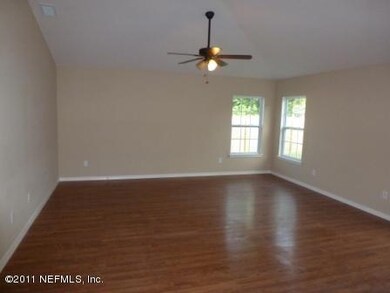 5235 Hollycrest Dr, Jacksonville, FL 32205 - photo 5