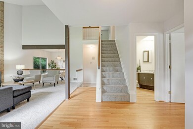 5408 Southport Ln, Fairfax, VA 22032 - photo 3