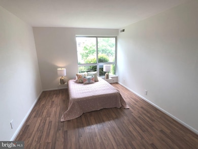 3706 N Rosser St unit T2, Alexandria, VA 22311 - photo 6