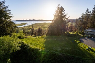 Nehalem Point Drive TL 500, Nehalem