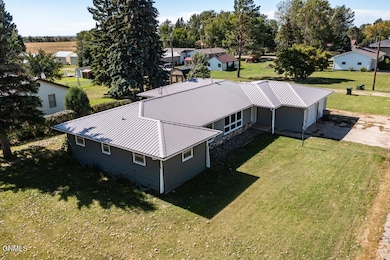 305 3rd St SW MLS-4