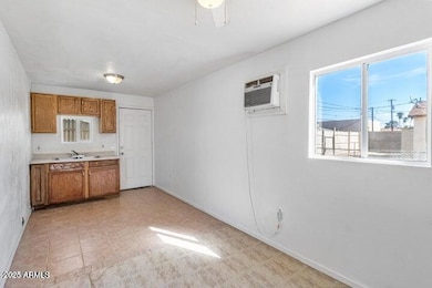 414 1/2 W 9th ST, Casa Grande