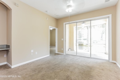 003-photo-living-room-14511070