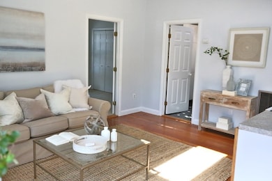 11 Hawthorne St, Warren, RI 02885 - photo 3