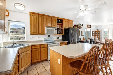 008_5875_s_strawberry_lakeview_dr_01_606