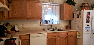 705 Springwater Rd, Kokomo, IN 46902 - photo 7