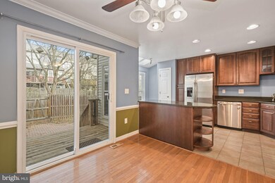 23 Drumcastle Ct, Germantown, MD 20876 - photo 5