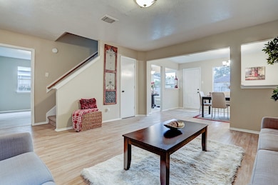 6515 W Ridgecreek Dr, Missouri City, TX 77489 - photo 3