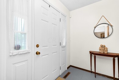 2000 Brookhurst Ave, Columbus, OH 43229 - photo 7