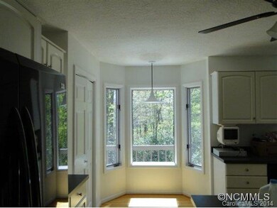 400 Calla Lily Ln, Burnsville, NC 28714 - photo 7