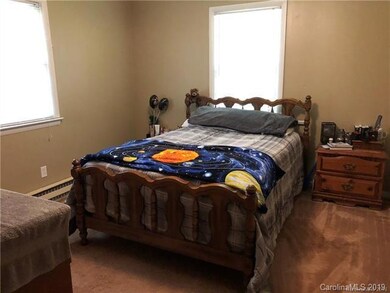 160 Crosswhite Ln unit 3&4, Statesville, NC 28625 - photo 4