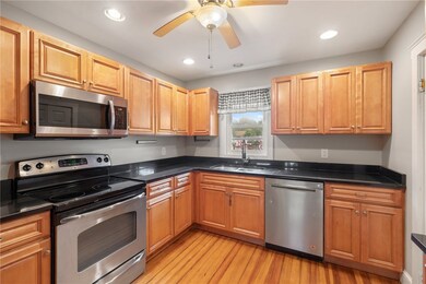 48 Beechcrest St, Warwick, RI 02888 - photo 7