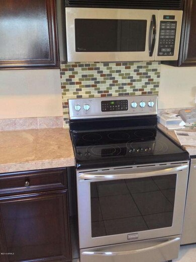 Stainless Steel Appliances!