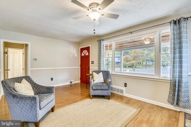 301 Edgemere Dr, Annapolis, MD 21403 - photo 7