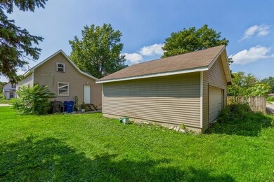 846 E Dunham Ave, Des Moines, IA 50315 - photo 7