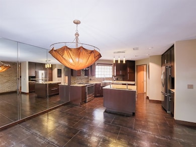 2551 Windsor St, Houston, TX 77006 - photo 4