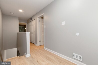 2308 S Quincy St unit 1, Arlington, VA 22204 - photo 3