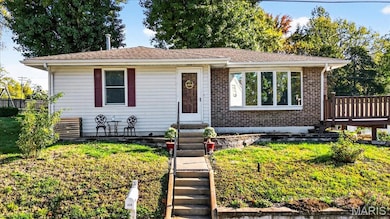 430 N Kaempf St, Columbia, IL 62236 - photo 2