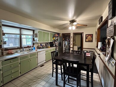 4335 Kildare Ct, Matteson, IL 60443 - photo 3