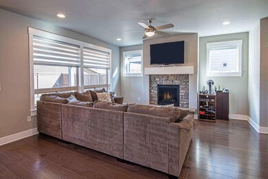 20882 SE Sunniberg Ln, Bend, OR 97702 - photo 4